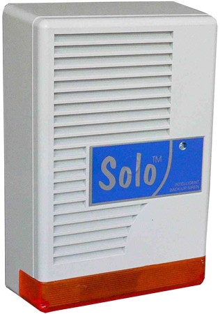 SOLO-L Kültéri hang-fényjelző szabotázsvédett fémházban, levehető előlap.