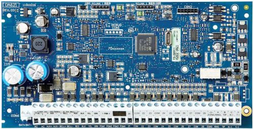 DSC NEO HS2032PCBE panel 8 zónás (32-ig bővíthető), 4 partíciós, 2PGM, kommunikátoros riasztóközpont, csak panel.