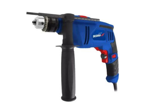 Ütvefúró 700W