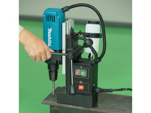 Makita mágnestalpas fúrógép 1050W 35mm