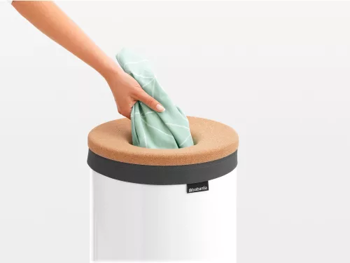 Brabantia Laundry Bin szennyestartó szellőző nyílásokkal, tépőzáras, mosható szennyesgyűjtő zsák, henger forma, közepes