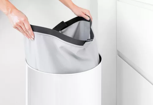 Brabantia Laundry Bin szennyestartó szellőző nyílásokkal, tépőzáras, mosható szennyesgyűjtő zsák, henger forma, nagy