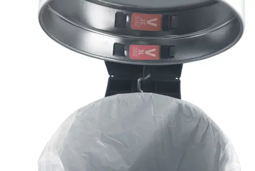 Brabantia NewIcon pedálos hulladékgyűjtő szagmentesen záródó Soft-Close fedél, műanyag tartály, 3L - V méret, r.m. acél,