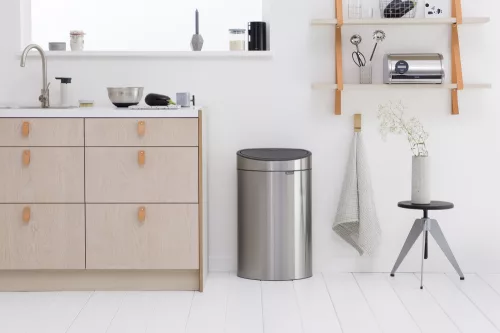 Brabantia Touch Bin New Soft-Touch nyomófedeles hulladékgyűjtő belső tartállyal, ovális, 40L - L méret, r.m. acél selyem