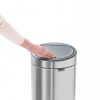 Brabantia Touch Bin New Soft-Touch nyomófedeles hulladékgyűjtő belső tartállyal, kerek, 30L - G méret, r.m. acél, selyem