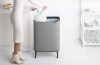 Brabantia Bo Touch Bin Hi szelektív hulladékgyűjtő Soft-Close fedéllel, magasított, lábakon álló, műanyag tartály, XXL,