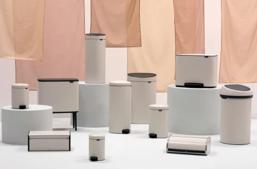 Brabantia Touch Bin New Soft-Touch nyomófedeles hulladékgyűjtő belső tartállyal, ovális, 40L - L méret, acél, világos