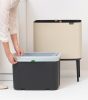 Brabantia Bo Touch Bin nyomófedeles hulladékgyűjtő, magasított, lábakon álló, műanyag tartály, 36L - R méret, acél,