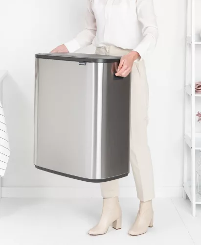 Brabantia Bo Touch Bin nyomófedeles hulladékgyűjtő XXL, padlón álló, műanyag tartály, 60L - M méret, r.m. acél, selyem