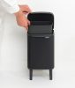 Brabantia Bo Waste Bin Hi hulladékgyűjtő felnyitható, Soft-Close fedéllel, magasított, lábakon álló, műanyag tartály, 4L