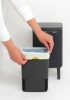 Brabantia Bo Waste Bin Hi hulladékgyűjtő felnyitható, Soft-Close fedéllel, magasított, lábakon álló, műanyag tartály, 4L