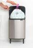 Brabantia Bo Waste Bin Hi hulladékgyűjtő felnyitható, Soft-Close fedéllel, magasított, lábakon álló, műanyag tartály,