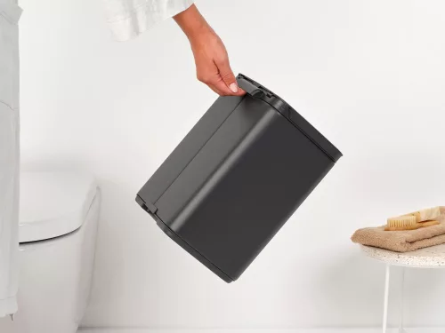 Brabantia Bo Waste Bin hulladékgyűjtő felnyitható, Soft-Close fedéllel, fali/álló, műanyag tartály, 7L - B méret, acél,