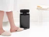 Brabantia Bo Pedal Bin pedálos hulladékgyűjtő szagmentesen záródó Soft-Close fedél, karcsú, négyzetes forma, műanyag