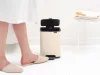 Brabantia Bo Pedal Bin pedálos hulladékgyűjtő szagmentesen záródó Soft-Close fedél, karcsú, négyzetes forma, műanyag