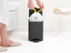 Brabantia Bo Pedal Bin pedálos hulladékgyűjtő szagmentesen záródó Soft-Close fedél, karcsú, négyzetes forma, műanyag