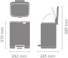 Brabantia Bo Pedal Bin pedálos hulladékgyűjtő szagmentesen záródó Soft-Close fedél, karcsú, négyzetes forma, műanyag