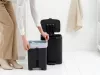 Brabantia Bo Pedal Bin pedálos hulladékgyűjtő szagmentesen záródó Soft-Close fedél, karcsú, négyzetes forma, műanyag