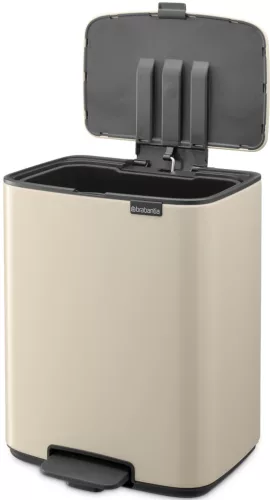 Brabantia Bo Pedal Bin pedálos hulladékgyűjtő szagmentesen záródó Soft-Close fedél, karcsú, négyzetes forma, műanyag