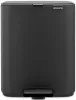 Brabantia Bo Pedal Bin pedálos hulladékgyűjtő szagmentesen záródó Soft-Close fedél, karcsú, négyzetes forma, műanyag