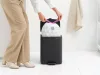Brabantia Bo Pedal Bin pedálos hulladékgyűjtő szagmentesen záródó Soft-Close fedél, karcsú, négyzetes forma, műanyag