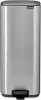 Brabantia Bo Pedal Bin pedálos hulladékgyűjtő szagmentesen záródó Soft-Close fedél, karcsú, négyzetes forma, műanyag