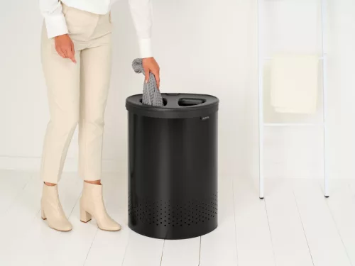 Brabantia Laundry Bin Selector szennyestartó szellőző nyílásokkal, 2 részes tépőzáras szennyesgyűjtő zsák, ovális forma,