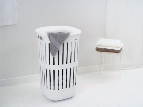 Brabantia Collect-It Laundry Basket magasított szennyestartó kosár levehető Quick-Drop fedővel, 55L, szellőző test,