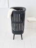 Brabantia Collect-It Laundry Basket Hi magasított szennyestartó kosár lábakon, levehető Quick-Drop fedővel, 55L,