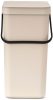 Brabantia Sort & Go konyhai szemetes felnyitható fedéllel, fogantyúval szelektív és komposzt gyűjtéséhez, 16L - D méret,