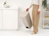 Brabantia StepUp pedálos kuka hulladéktípus jelölő ablakkal, lecsapódásgátló fedél, 40L - L méret, 91% újrahasznosított