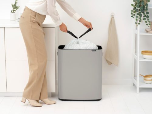 Brabantia Bo Touch Bin nyomófedeles hulladékgyűjtő XXL, padlón álló, műanyag tartály, 60L - M méret, acél, hamvasszürke