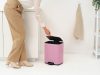 Brabantia Bo Pedal Bin pedálos hulladékgyűjtő szagmentesen záródó Soft-Close fedél, karcsú, négyzetes forma, műanyag