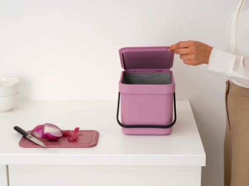 Brabantia Sort & Go konyhai szemetes felnyitható fedéllel, fogantyúval szelektív és komposzt gyűjtéséhez, 6L - S méret,