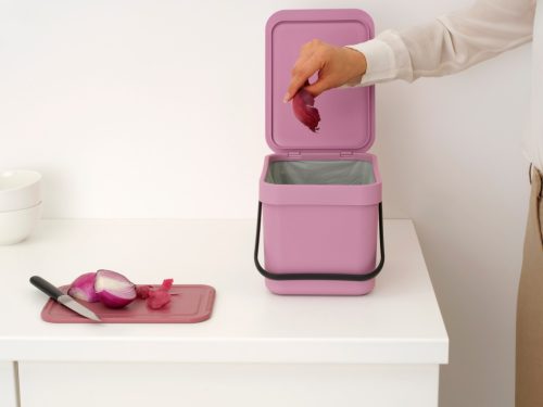 Brabantia Sort & Go konyhai szemetes felnyitható fedéllel, fogantyúval szelektív és komposzt gyűjtéséhez, 6L - S méret,