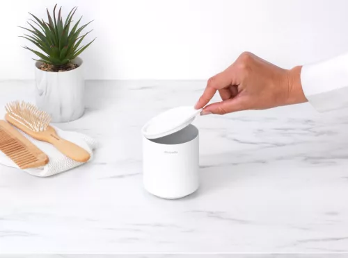 Brabantia MindSet kozmetikai rendszerező, vattakorong tároló szilikon fedéllel, csúszásmentes talppal, acél, szikrázó