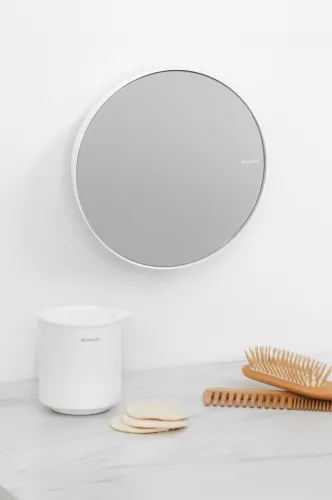 Brabantia MindSet piperetükör mágneses fali tartóval, 5x nagyítás, kerek, acél, szikrázó fehér ásványi textúra - 303463