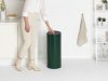 Brabantia Touch Bin New Soft-Touch nyomófedeles hulladékgyűjtő belső tartállyal, kerek, 30L - G méret, acél, fenyőzöld