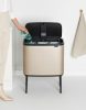 Brabantia Bo Touch Bin nyomófedeles szelektív hulladékgyűjtő, magasított, lábakon álló, műanyag tartály, 3x11L - X méret