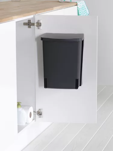 Brabantia Built in Bin beépített szemetes, ajtóra szerelhető, ajtóval együtt nyíló, felnyitható fedéllel, 10L - C méret,