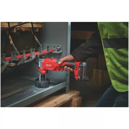 Hidraulikus akkus lyukasztó matricákkal  M18HKP-SET