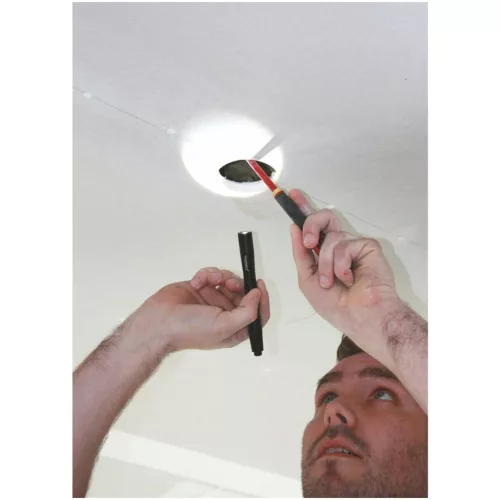 Scangrip LED-es ceruzalámpa elemekkel PEN