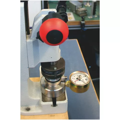 Wika Erőmérő szelence 0-4 kN