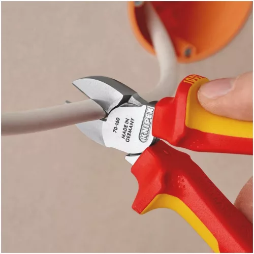 Knipex Oldalcsípőfogó, krómozott VDE szerint szigetelt 160 mm