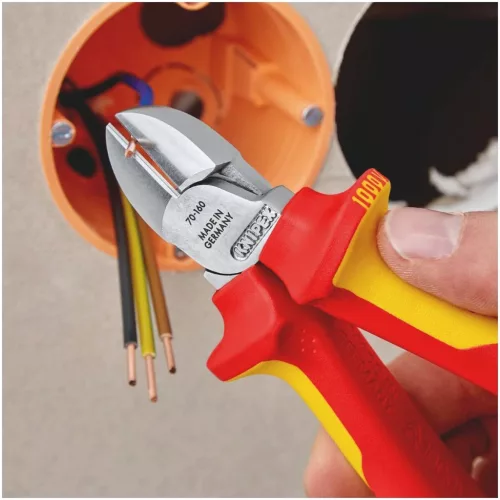 Knipex Oldalcsípőfogó, krómozott VDE szerint szigetelt 160 mm