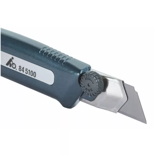 Univerzális kés 3 db pengével 22 mm