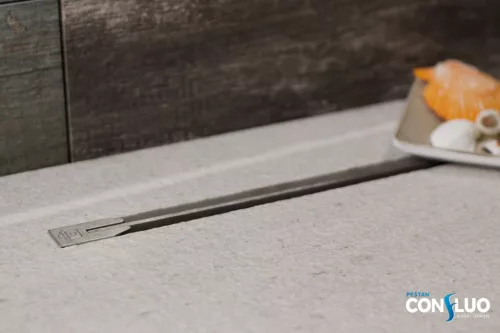 Zuhany folyóka 550mm-es keskeny SLIMLINE PESTAN (13100026)