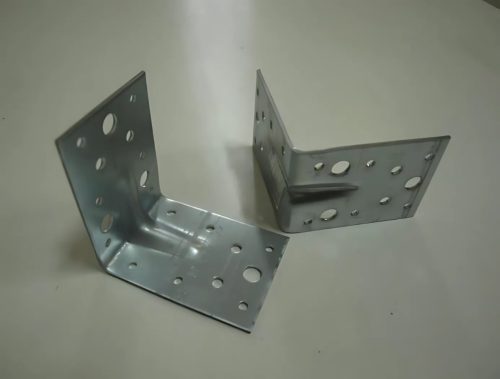 Sarokösszekötő erősített 70X70X55X2,5