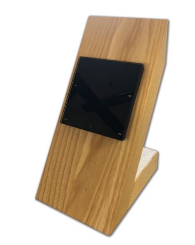 Grenton SMART PANEL, OLED kijelző, 4 db érintőgomb, TF-busz kommunikáció, fa asztali állvány, fekete