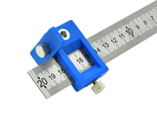 GEKO asztalossablon furatok jelölésére 410x300 mm-es